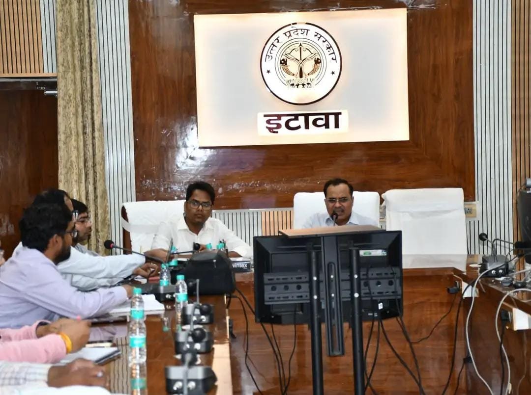 जनपद में क्रेडिट डिपॉजिट रेश्यो औसत से भी हुआ कम  जिलाधिकारी ने व्यक्त की नाराजगी